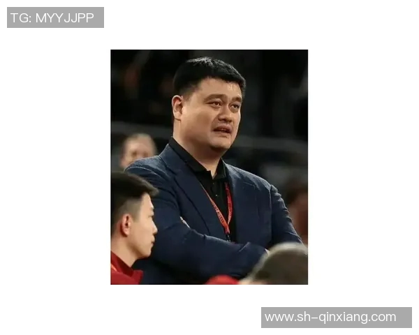 姚明领衔雅典男篮征战奥运会展现中国篮球风采与拼搏精神 姚明领衔雅典男篮征战奥运会展现中国篮球风采与拼搏精神